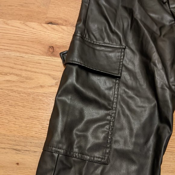 Zara faux leather cargo joggers - Picture 4 of 6